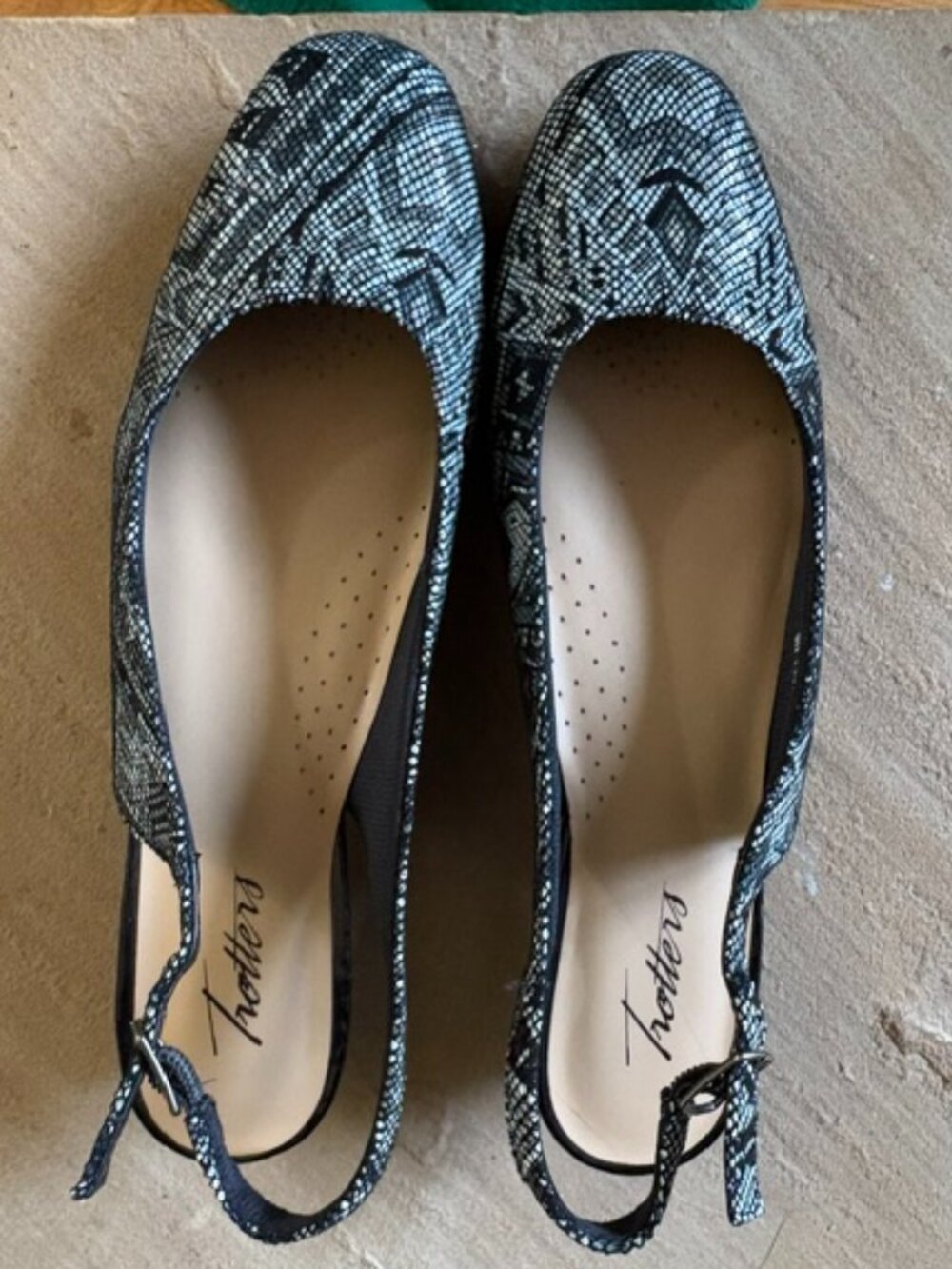 New Trotters Holly Slingback Comfort Wedge Shoes Leather 8N